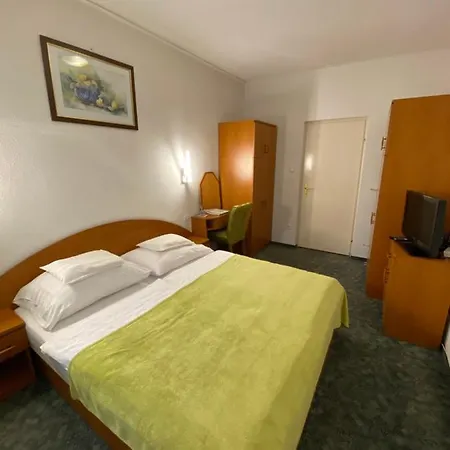 Guest house Valeria 3*