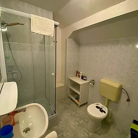 Guest house Valeria 3*